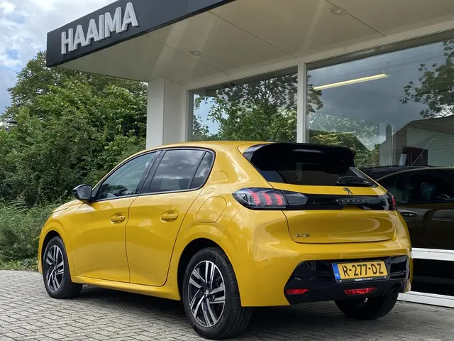 Peugeot 208 1.2T 100pk Allure Pack Automaat 2022 Benzine 4