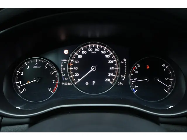 Mazda 3 2.0 e-SkyActiv-X M Hybrid 180 Luxury 2021 Benzine 17