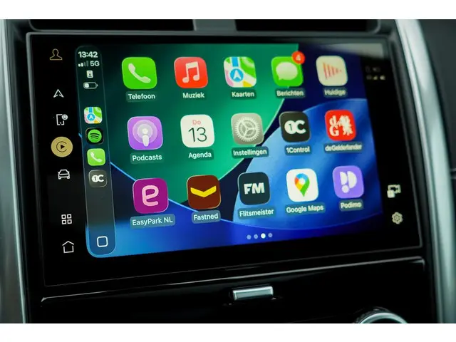 Land Rover Discovery 3.0 D250 R-Dynamic SE 2024 Diesel 40