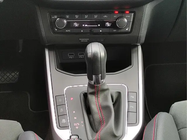 SEAT Arona 1.0 TSI DSG FR Business Intense 2019 Benzine 21