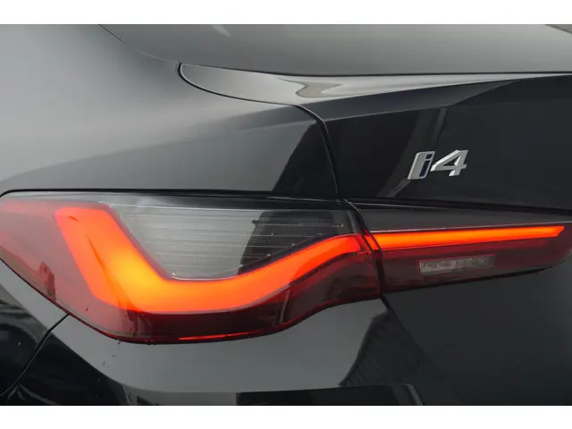 BMW i4 eDrive40 2024 Elektrisch 31