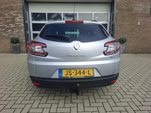 Renault Mégane Estate 1.2 TCe Limited 2016 Benzine 32