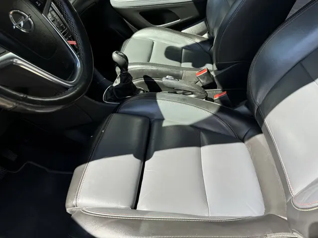 Opel Mokka 1.4 T Cosmo 4x4 2013 Benzine 10