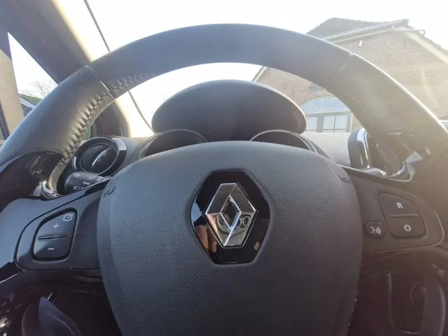 Renault Clio 0.9 TCe Expression 2015 Benzine 21