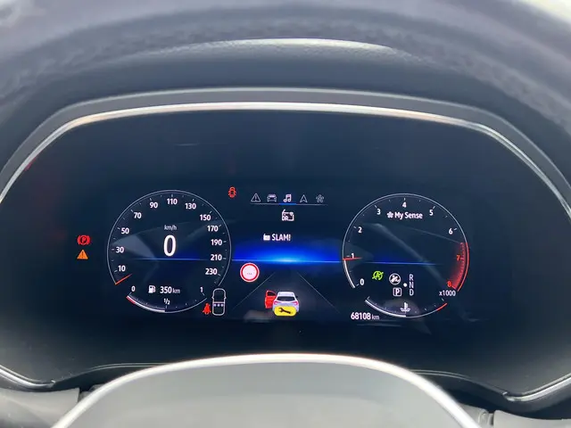 Renault Captur 1.3 TCe 130 Initiale Paris 2020 Benzine 17