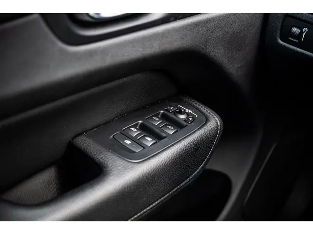 Volvo XC60 2.0 B5 Momentum Exclusive 2021 Benzine 27