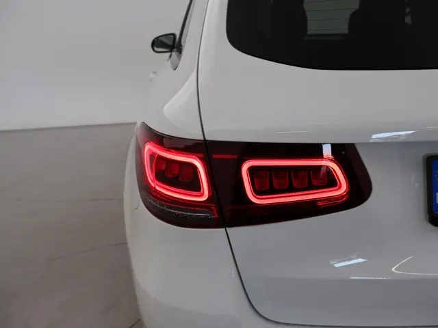 Mercedes-Benz GLC 200 AUT9 NIEUW MODEL 2019 Benzine 14