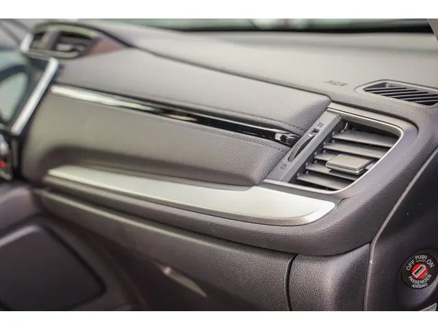 Honda CR-V 2.0i VTEC e:HEV ELEGANCE 2021 Hybride Benzine 47