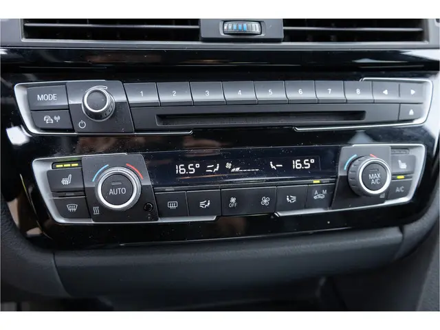 BMW 3 Serie Touring 320i M Sport Edition 2019 Benzine 27