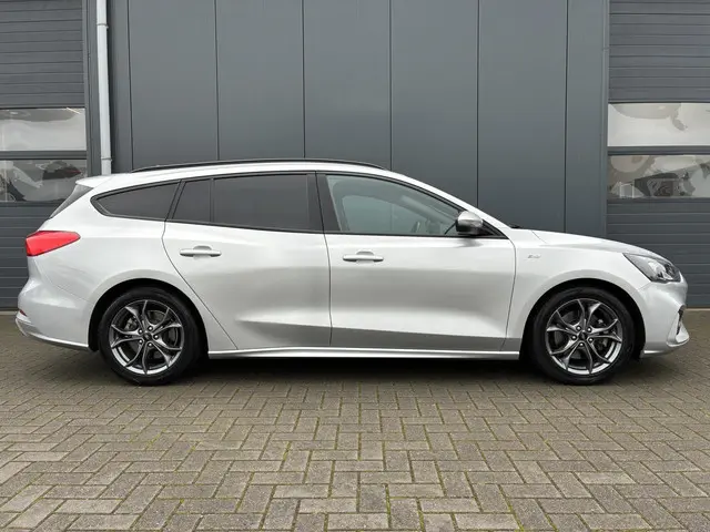 Ford Focus Wagon HELAAS VERKOCHT!!! 2019 Benzine 4