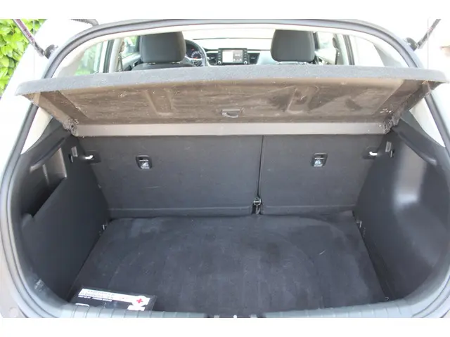 Kia Stonic 1.0 T-GDi Dynamic Line 2020 Benzine 17