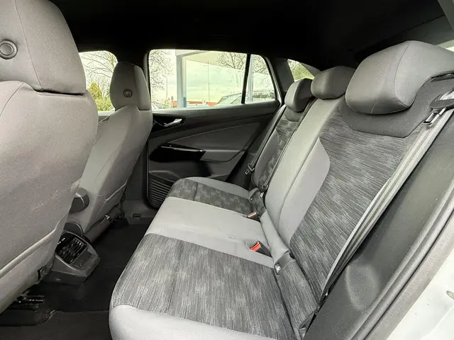 Volkswagen ID.4 Life 77 kWh 2021 Elektrisch 16