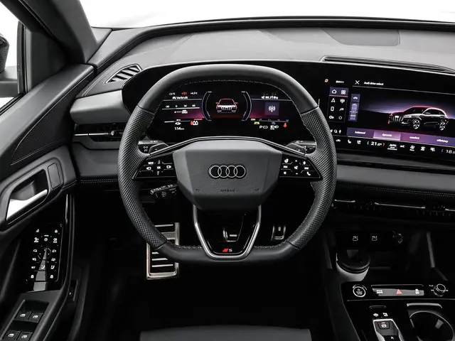 Audi Q6 e-tron S edition 252 PK 2025 Elektrisch 18