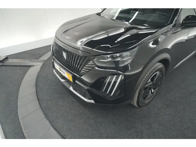 Peugeot 2008 PureTech 130 EAT8 GT 2024 Benzine 14