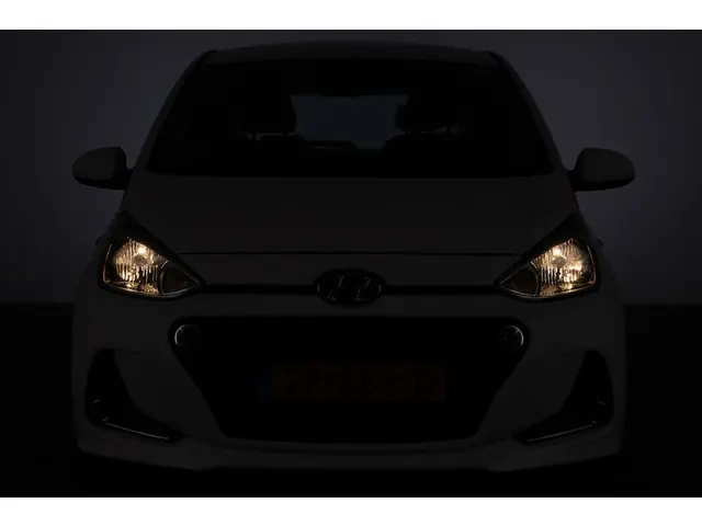 Hyundai i10 1.0i Comfort | AIRCO | BLUETOOTH . 2019 Benzine 30