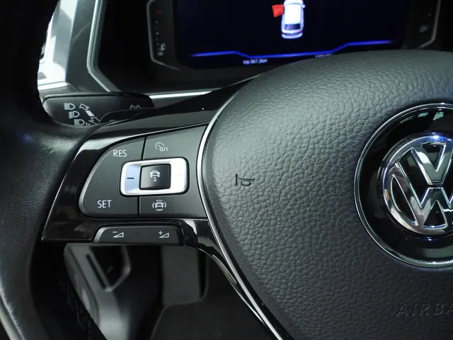 Volkswagen Tiguan 1.5 TSI ACT Highline 2020 Benzine 13