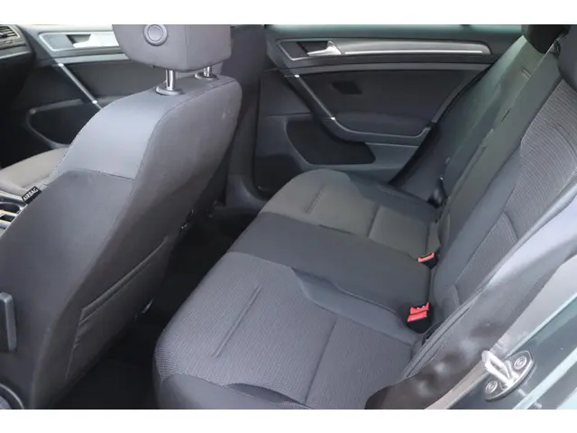 Volkswagen e-Golf e-Golf 2018 Elektrisch 24