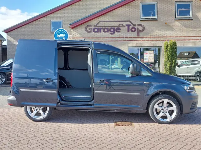 Volkswagen Caddy 2.0 TDI L1H1 BMT Comfortline 2018 Diesel 7