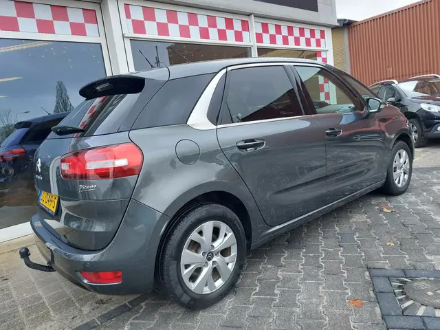 Citroën C4 Picasso 1.2 PureTech Selection 2016 Benzine 11