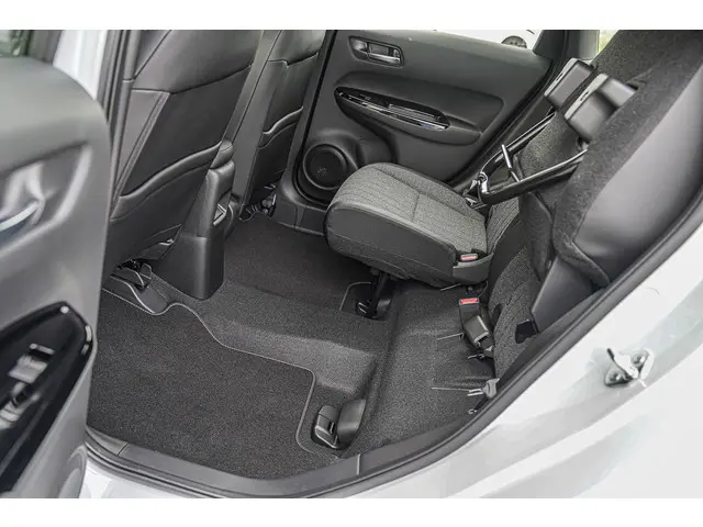 Honda Jazz 1.5i e:HEV ELEGANCE 2022 Hybride Benzine 26