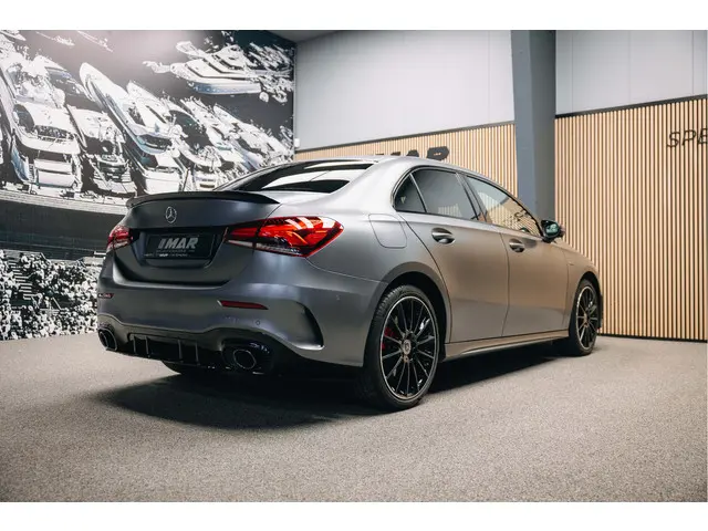 Mercedes-Benz A-Klasse 250 e 2020 Hybride Benzine 11