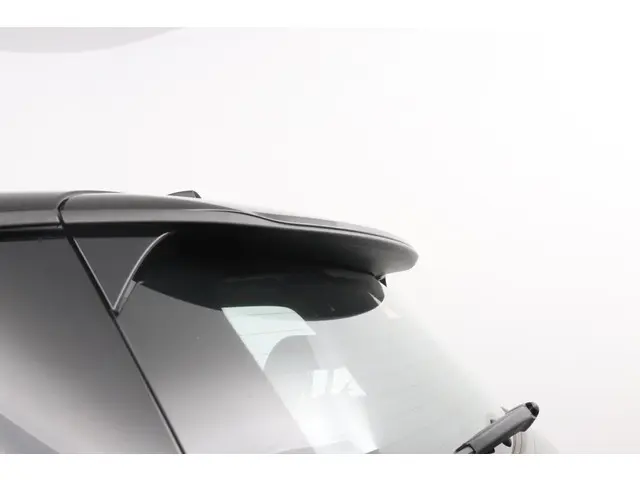 MINI Cooper 1.5 Camden Plus Edition 2023 Benzine 44