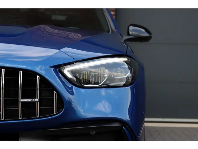 Mercedes-Benz C-Klasse 180 AMG Line Aut9 | 2022 Benzine 25