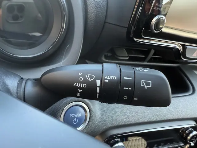 Toyota Yaris 1.5 Hybrid Executive 2021 Hybride Benzine 15