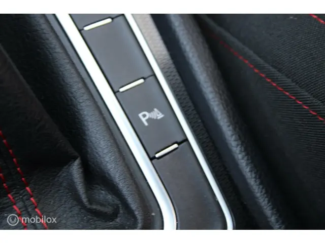 Volkswagen Golf 2.0 TSI GTI 2013 Benzine 35