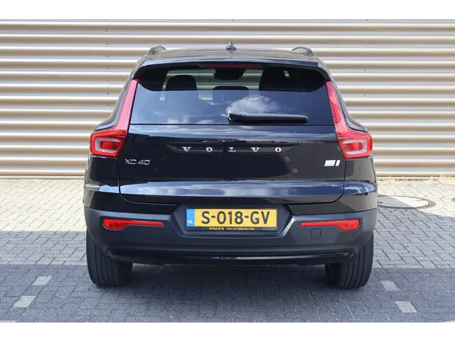 Volvo XC40 1.5 T5 Recharge R-Design 2020 Hybride Benzine 12