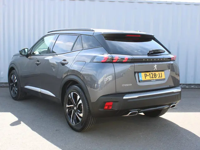 Peugeot 2008 1.2 PT AUTOMAAT ALLURE PACK 2022 Benzine 3