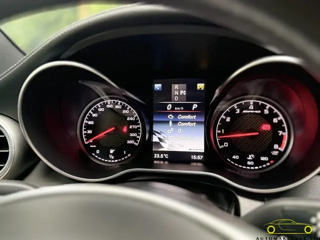 Mercedes-Benz C-Klasse Estate AMG 63 2016 Benzine 43
