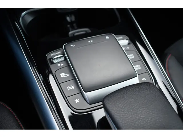 Mercedes-Benz GLA 250 e AMG 2021 Hybride Benzine 67