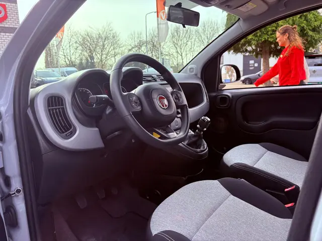 Fiat Panda 1.2 Lounge (RIJKLAARPRIJS/BOVAG) 2020 Benzine 9