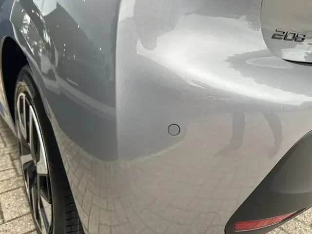 Peugeot 208 1.2 Style 2025 Benzine 38