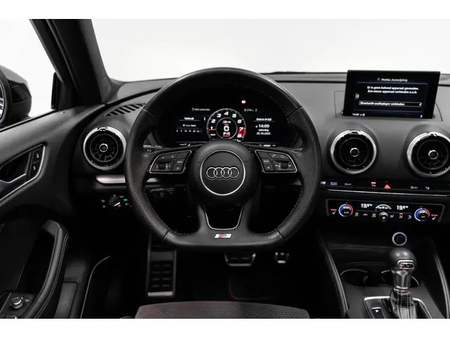 Audi S3 2.0 TFSI S3 quattro Pano B&O Camera 2017 Benzine 11