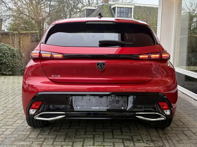 Peugeot 308 1.2T 130pk Allure 2023 Benzine 6