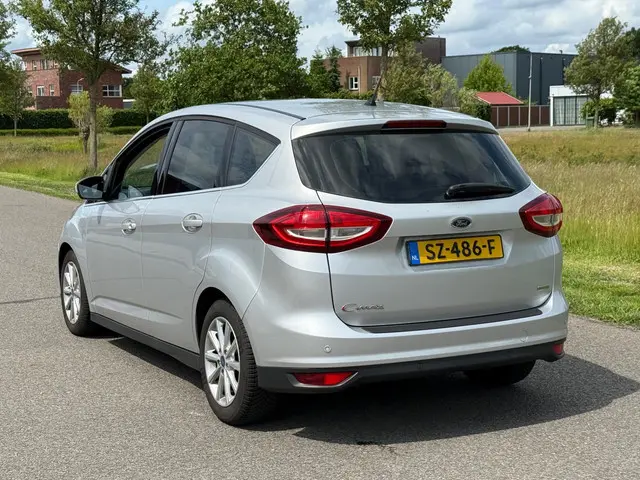 Ford C-MAX 1.0 Titanium | Clima | Navi | Keyless | 2016 Benzine 7