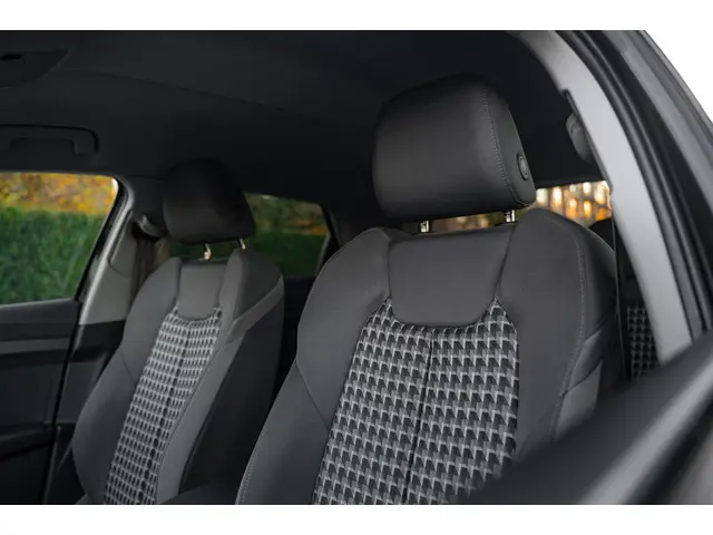 Audi A1 Sportback 35 TFSI S Line 2019 Benzine 6