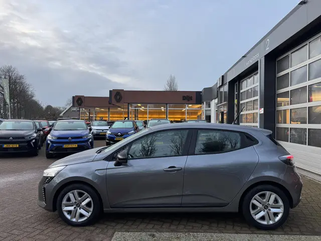 Renault Clio 1.0 TCe 90 GPF evolution 2025!! 2025 Benzine 8