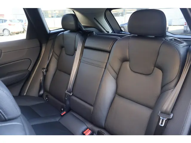 Volvo XC60 T8 AWD Inscription 2021 Hybride Benzine 21