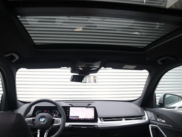 BMW X1 xDrive23i 2025 Benzine 37