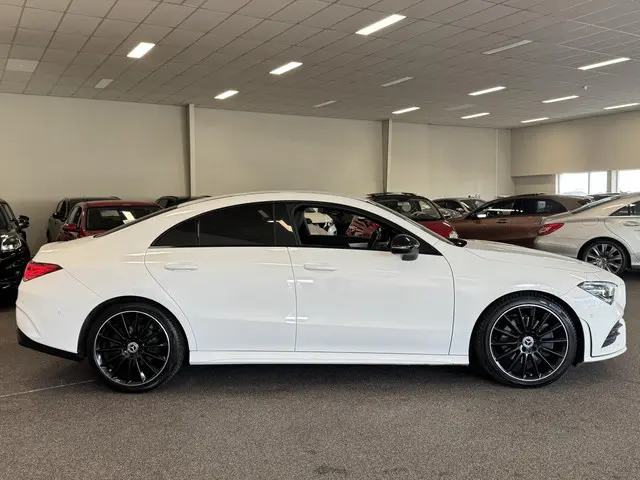 Mercedes-Benz CLA 220 AMG-LINE 4-MATIC 2019 Benzine 6