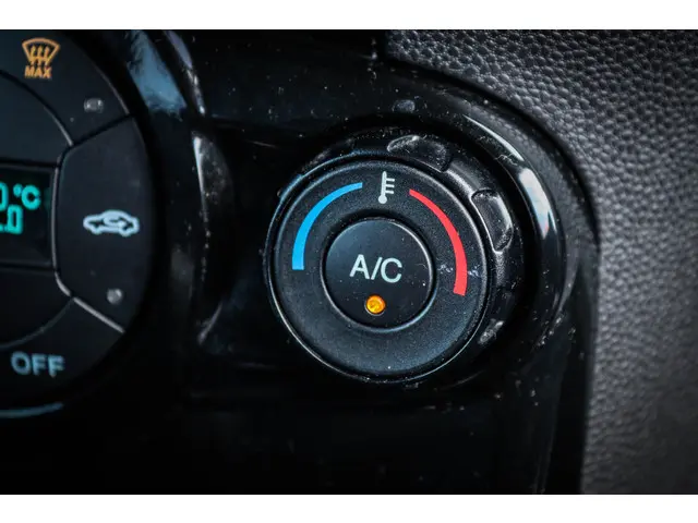 Ford Fiesta 1.0 EcoBoost Titanium 2015 Benzine 10