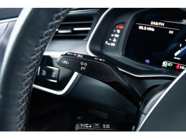 Audi A6 Avant 55 TFSI 2022 Benzine 31