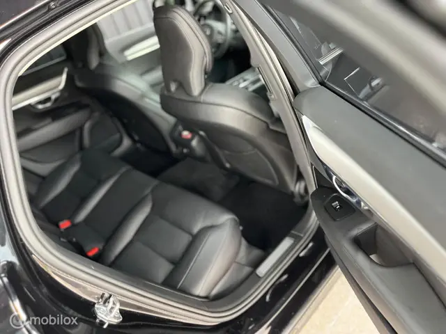 Volvo S90 2.0 B4 Business Pro 2020 Benzine 23