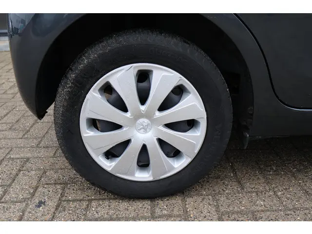 Peugeot 108 1.0 e-VTi Active 2019 Benzine 11