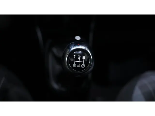 Peugeot 108 1.0 e-VTi Allure 2019 Benzine 22