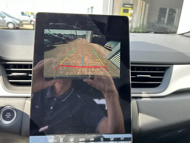 Mitsubishi ASX 1.8 HEV AT Intense 2025 Hybride Benzine 15