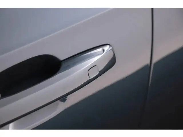 Volvo V90 2.0 B4 Business Pro 2021 Hybride Benzine 12
